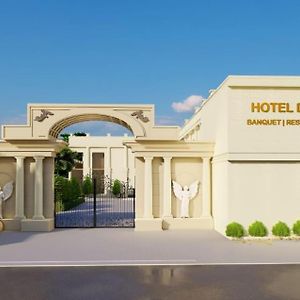 Hotel Divine Banaras By Resort